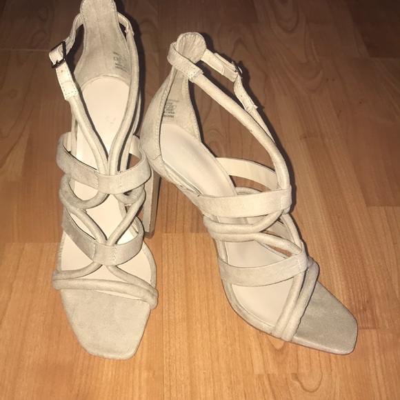 ZARA WRAPAROUND HIGH HEEL SANDALS SIZE EU 7 - Picture 2 of 3